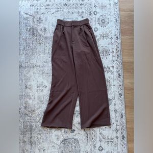 Abercrombie Sloane Tailored Pant